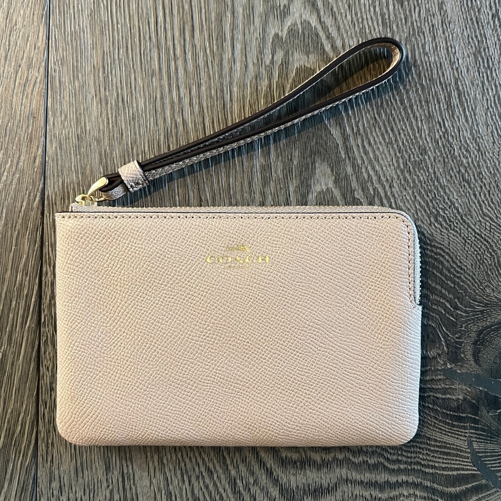Coach crossgrain leather corner zip wristlet taupe - Picture 7 of 9